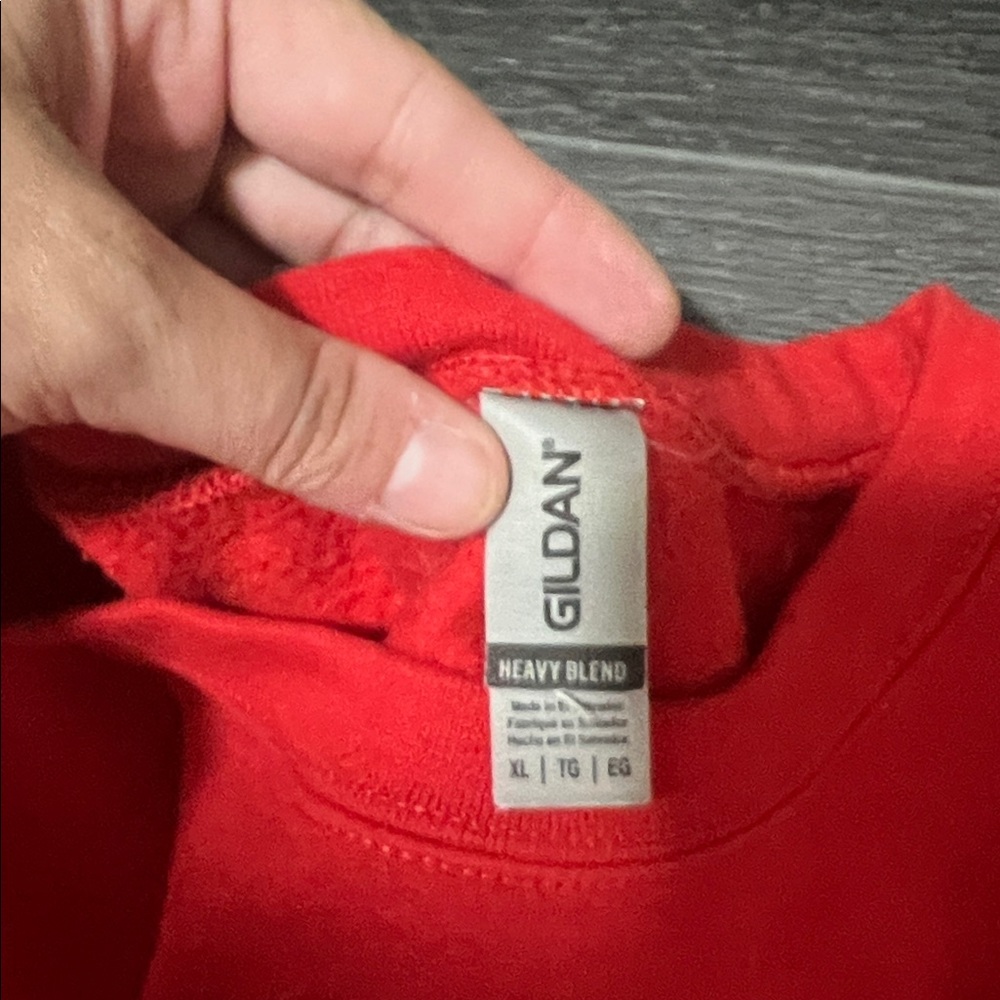 Gildan Red Heavy Blend Crewneck Sweatshirt - Picture 2 of 4